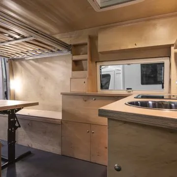 CUSTOM CAMPER - ALLESTIMENTO VW CRAFTER