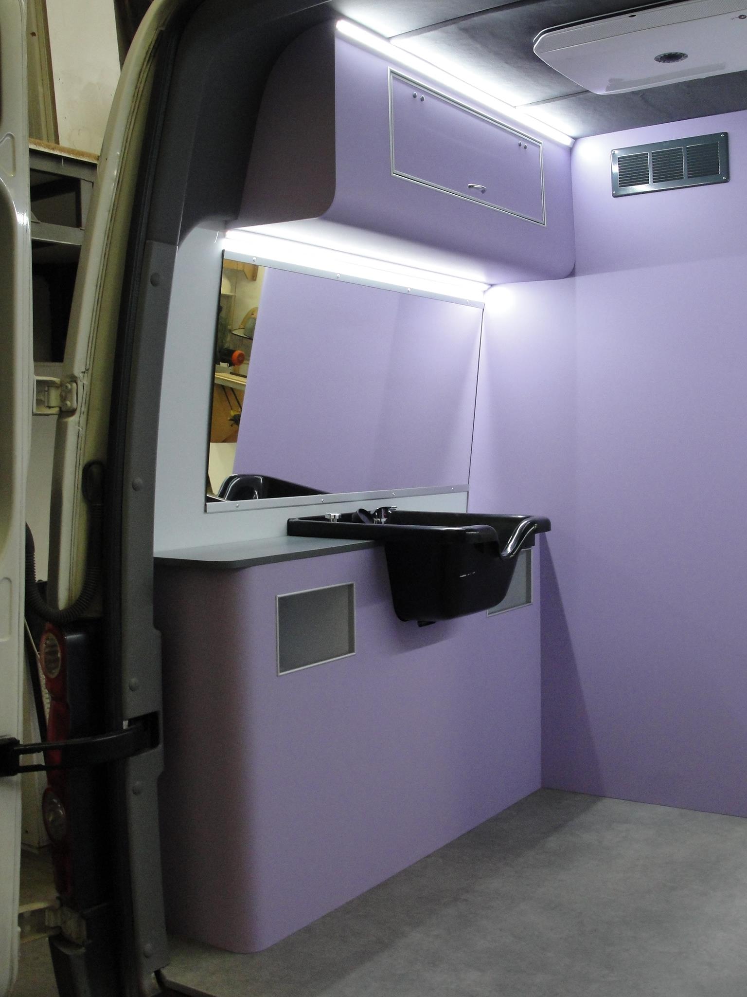 CUSTOM CAMPER - ALLESTIMENTO VW CRAFTER