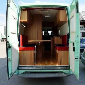 ALLESTIMENTO FURGONE IVECO DAILY