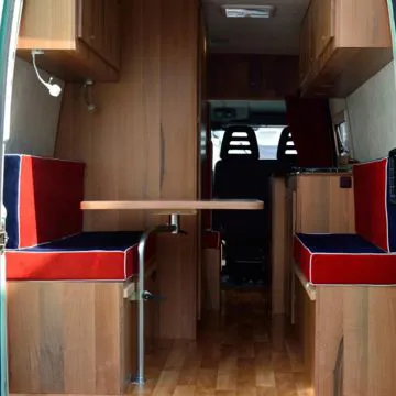 ALLESTIMENTO FURGONE IVECO DAILY