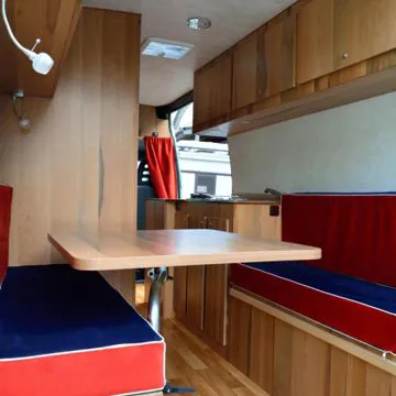 ALLESTIMENTO FURGONE IVECO DAILY