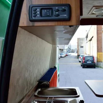 ALLESTIMENTO FURGONE IVECO DAILY