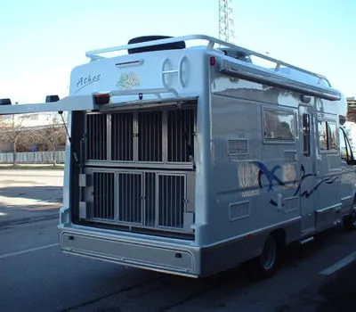 Allestimenti speciali per trasporto animali