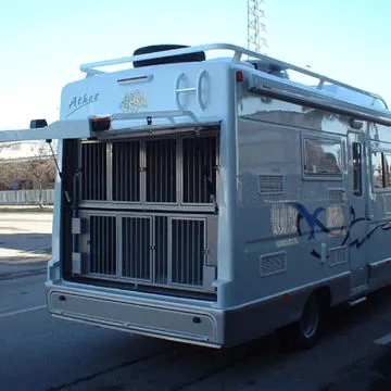 Allestimenti speciali per trasporto animali